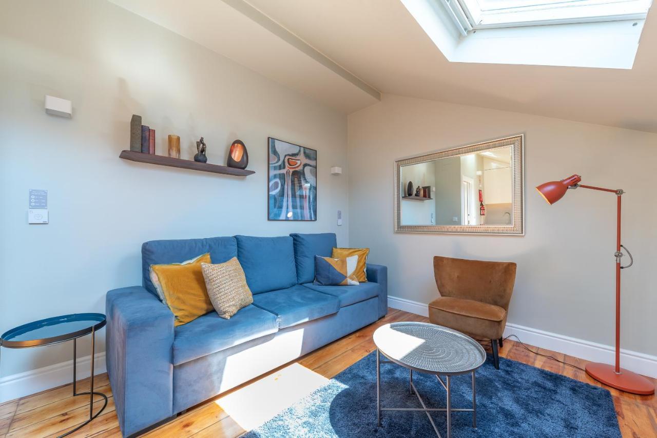 Style And Comfort In Downtown Lisbon Bagian luar foto