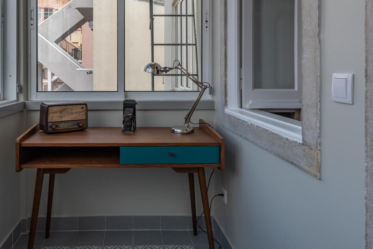 Style And Comfort In Downtown Lisbon Bagian luar foto